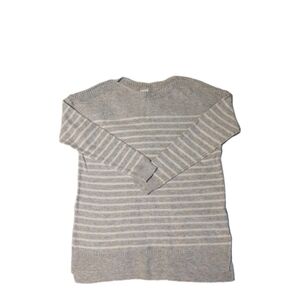 Old Navy Light Gray Knit Sweater